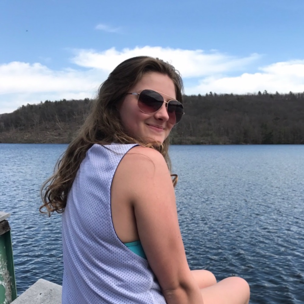 Meet your Posher, Emily